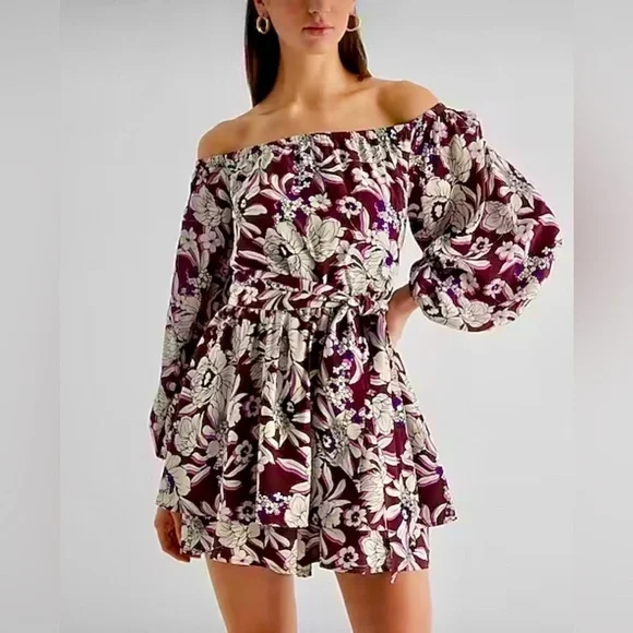 NWT Express Sz XS Floral Off The Shoulder Tie Waist Ruffle Romper - Picture 7 of 7